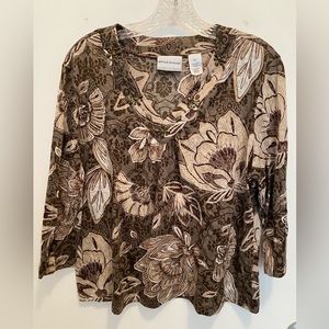 Alfred Dunner brown printed embellished V-neck blouse.